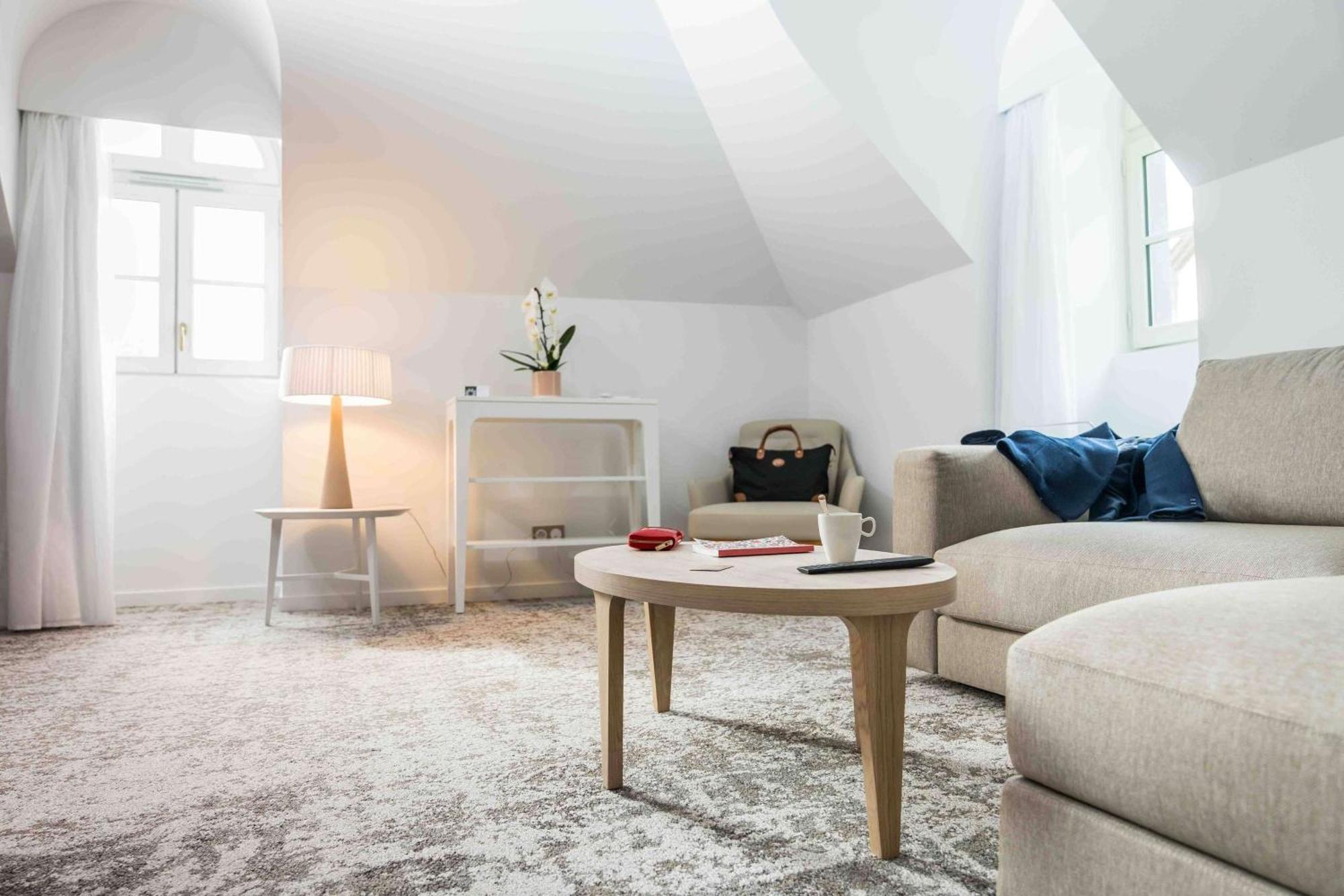 Dolce By Wyndham Versailles - Domaine Du Montcel Jouy-en-Josas Eksteriør bilde